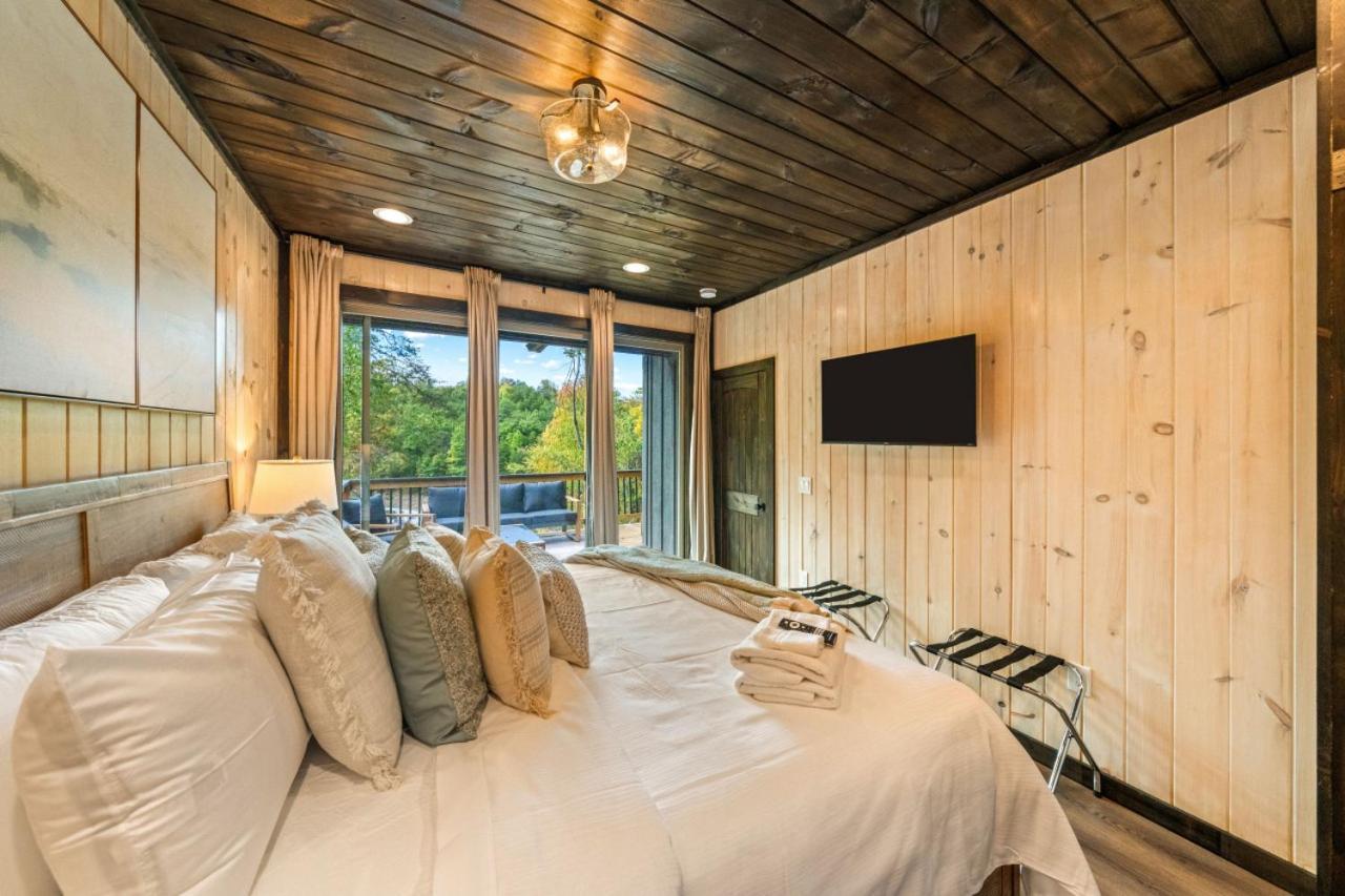 Cozy Cove Retreat W Lake View Hot Tub Firepit Dandridge Exterior foto