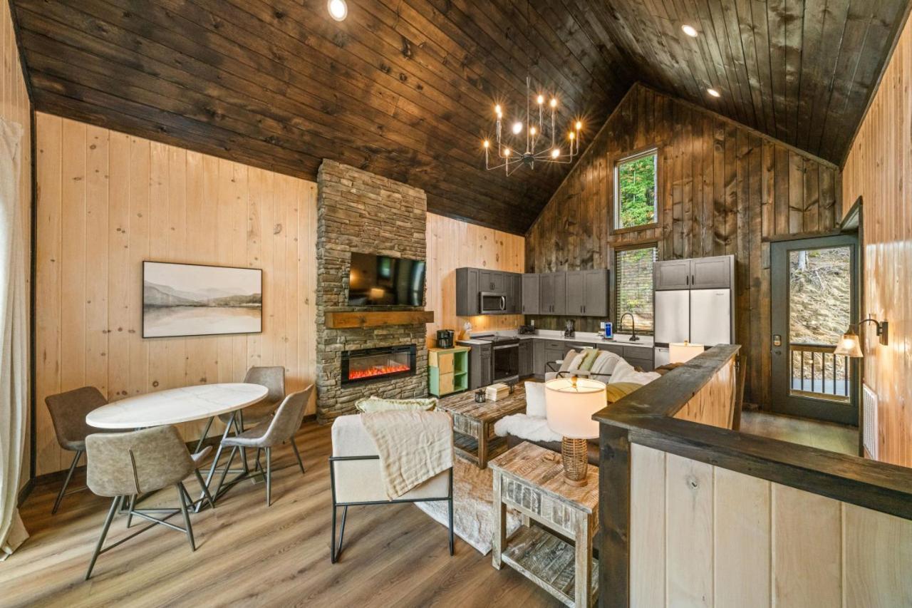 Cozy Cove Retreat W Lake View Hot Tub Firepit Dandridge Exterior foto