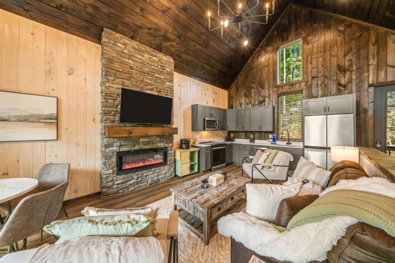 Cozy Cove Retreat W Lake View Hot Tub Firepit Dandridge Exterior foto